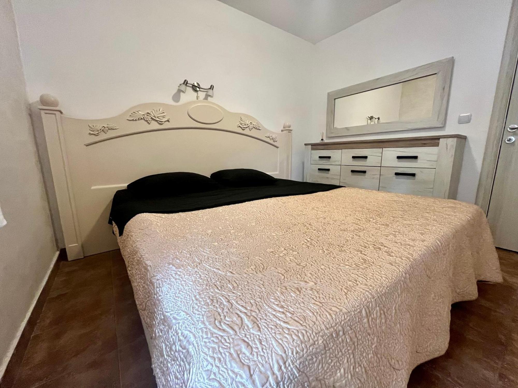 Apartments Obradovic Krasići Dış mekan fotoğraf