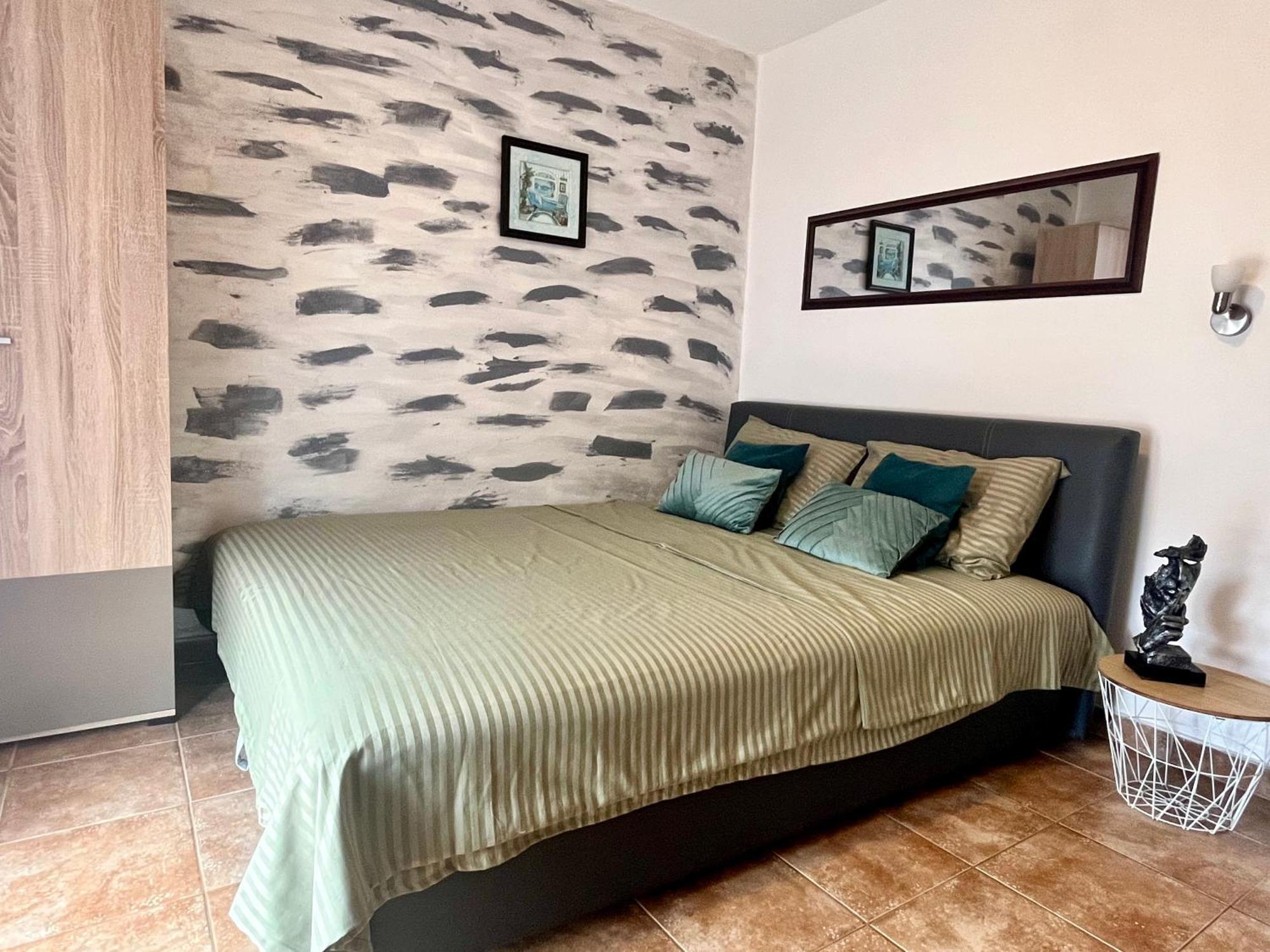 Apartments Obradovic Krasići Oda fotoğraf