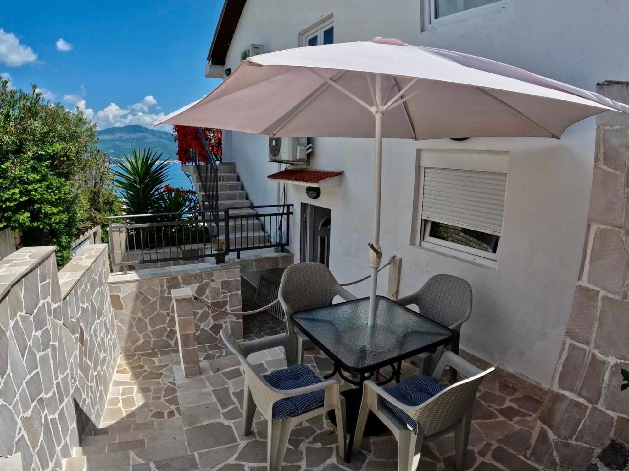 Apartments Obradovic Krasići Dış mekan fotoğraf