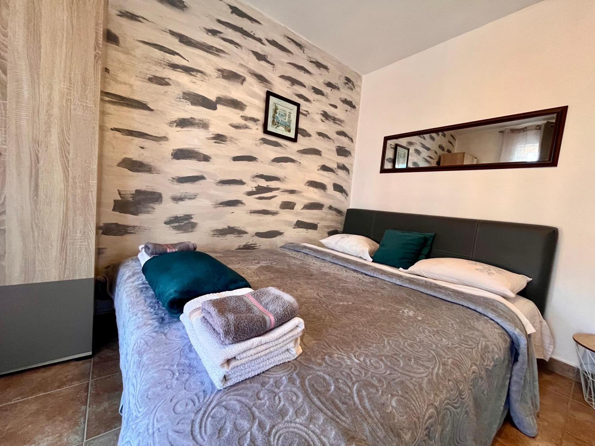 Apartments Obradovic Krasići Oda fotoğraf