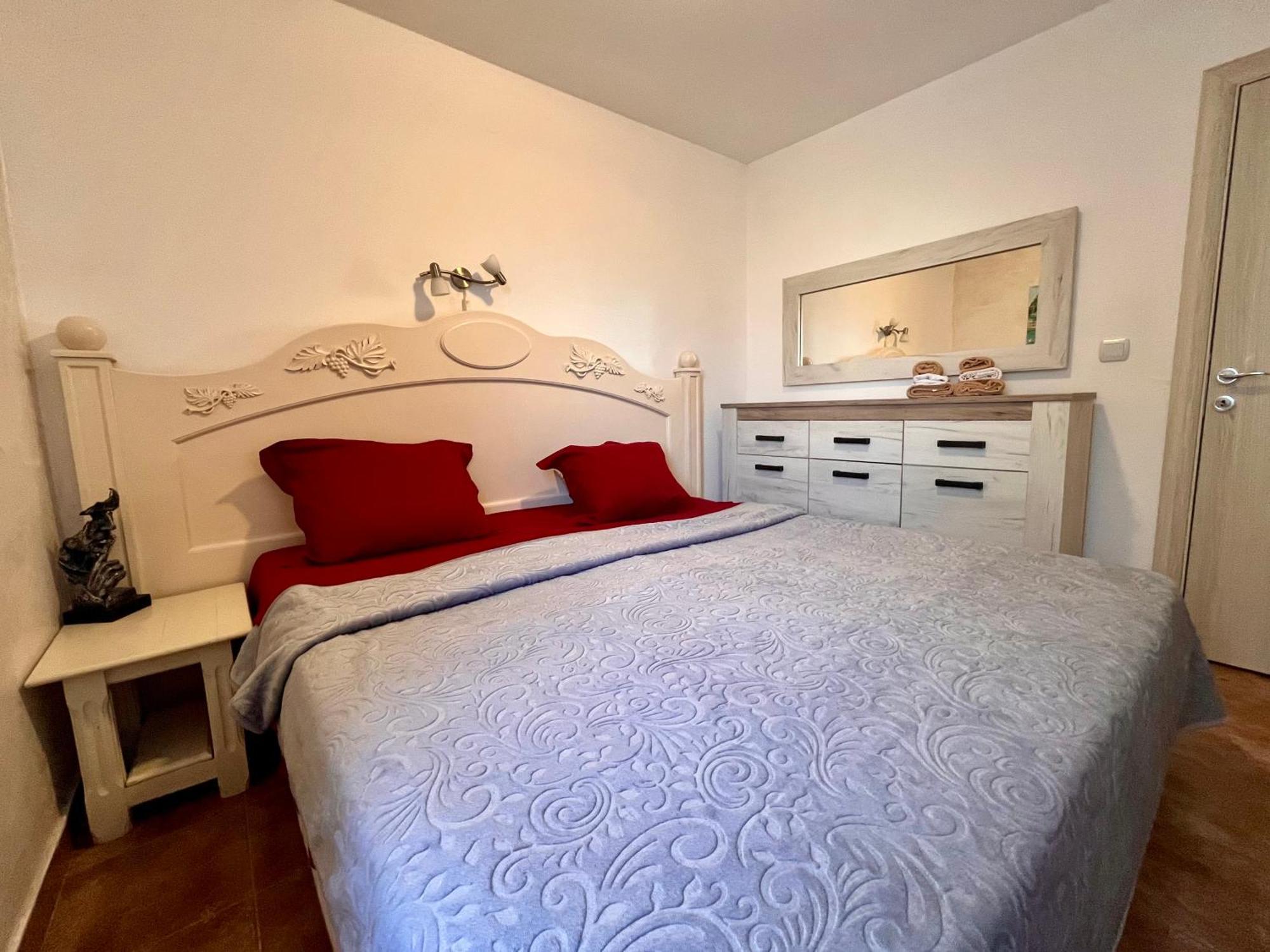 Apartments Obradovic Krasići Oda fotoğraf